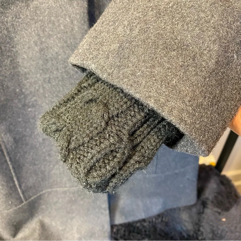 Women's RW & CO Gray Wool Coat Size M - Picture 9 of 15